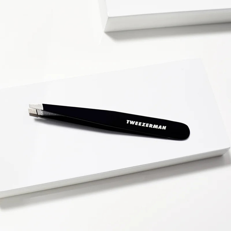 Tweezerman Studio Collection tweezers Black 1 pc