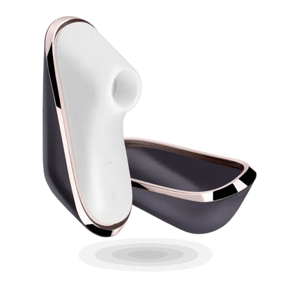 Satisfyer Pro Traveler vacuum vibrator violet-white