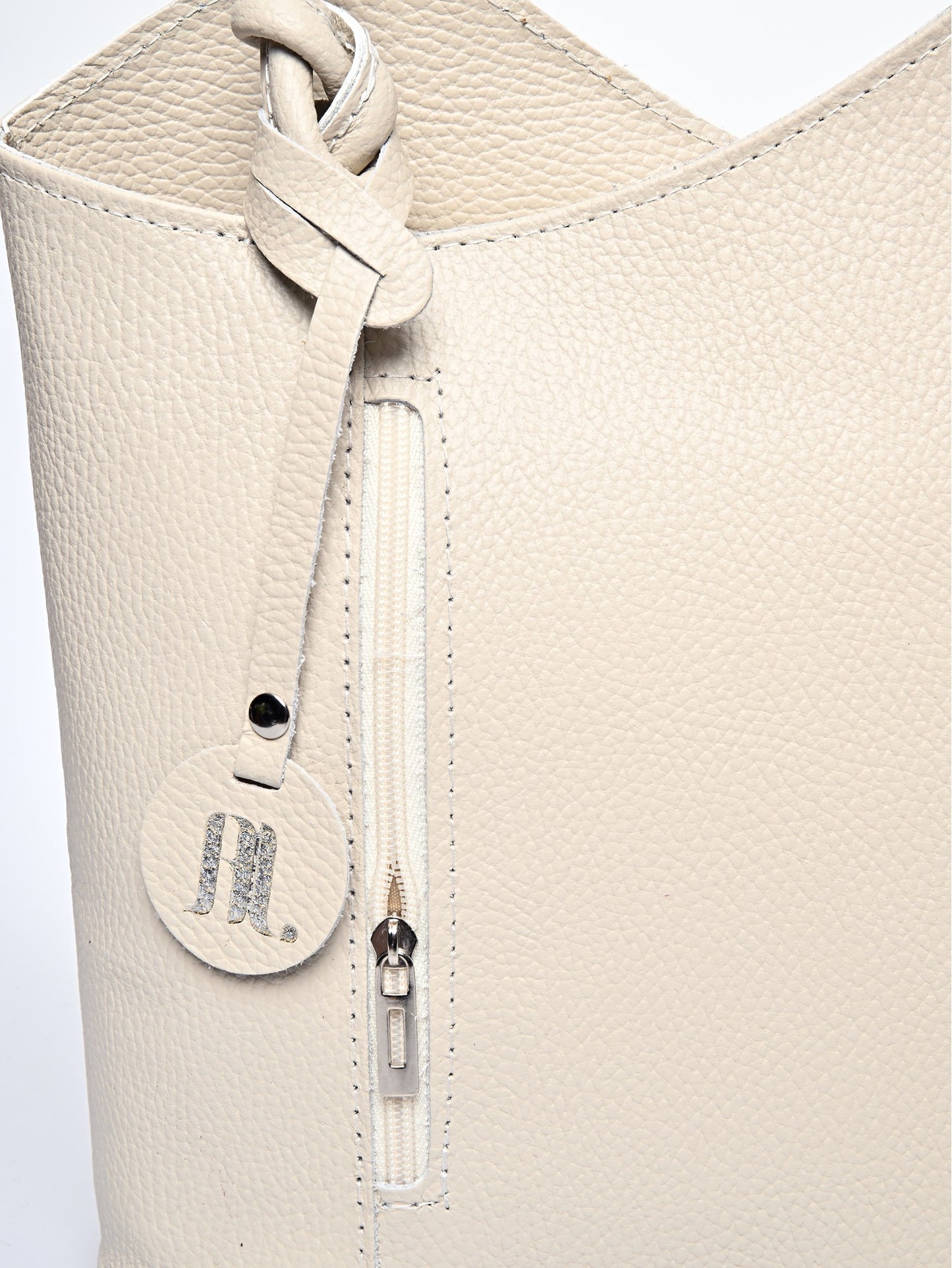 Anna Luchini Women's leather handbag Off-White