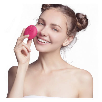 FOREO Luna™ Play Smart 2 Intelligent cleansing brush for all skin types