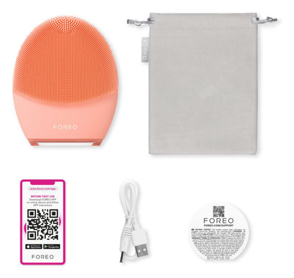 FOREO LUNA™4 facial cleansing and firming massager