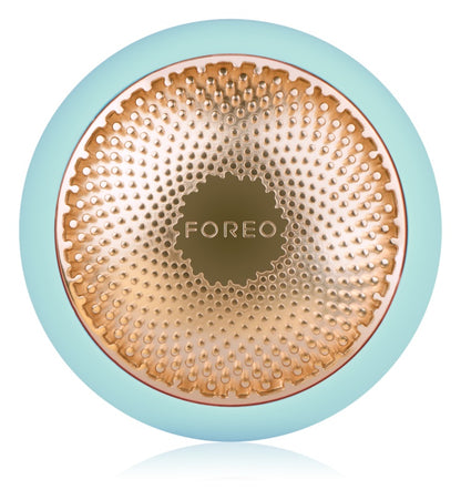 FOREO UFO™ sonic device to accelerate the effects of the face mask